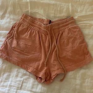 peach urban outfitters shorts